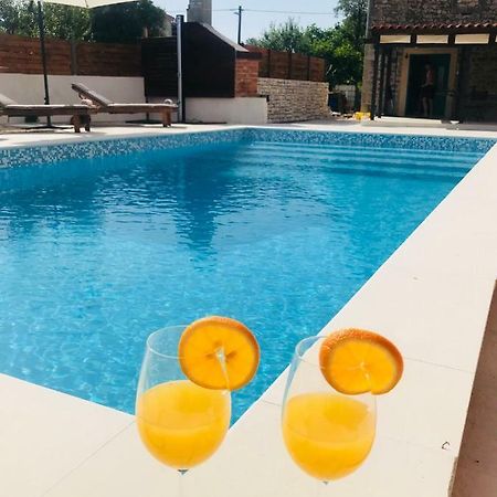 Apartments Malic Pridraga Экстерьер фото